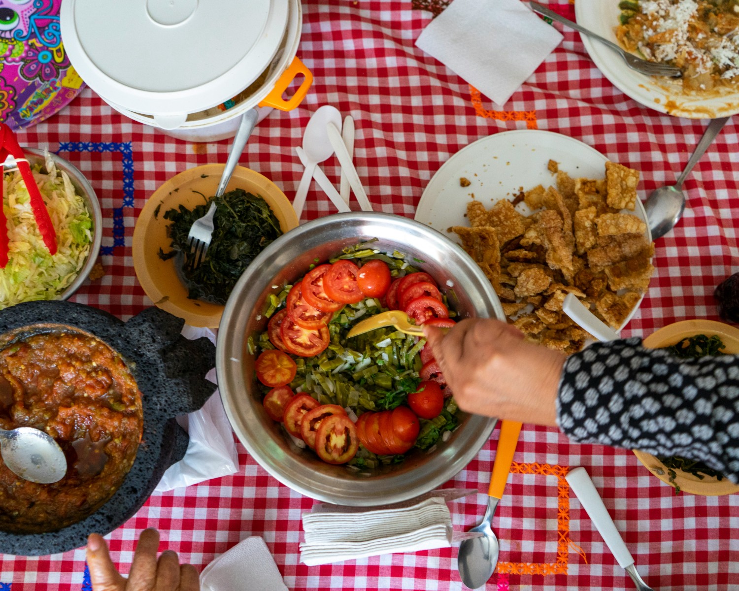 Hawker center with affordable Michelin-rated food